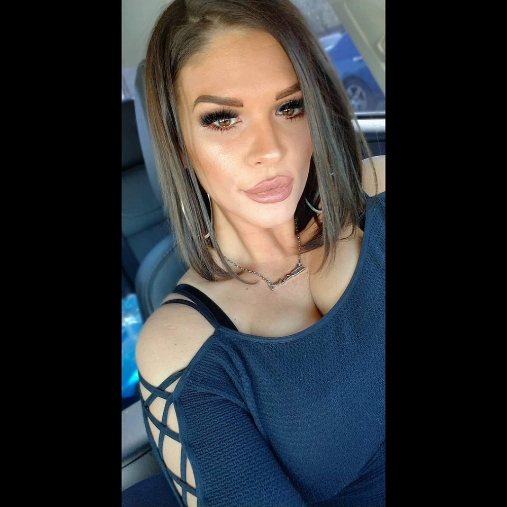 Meet your Posher, Nikki